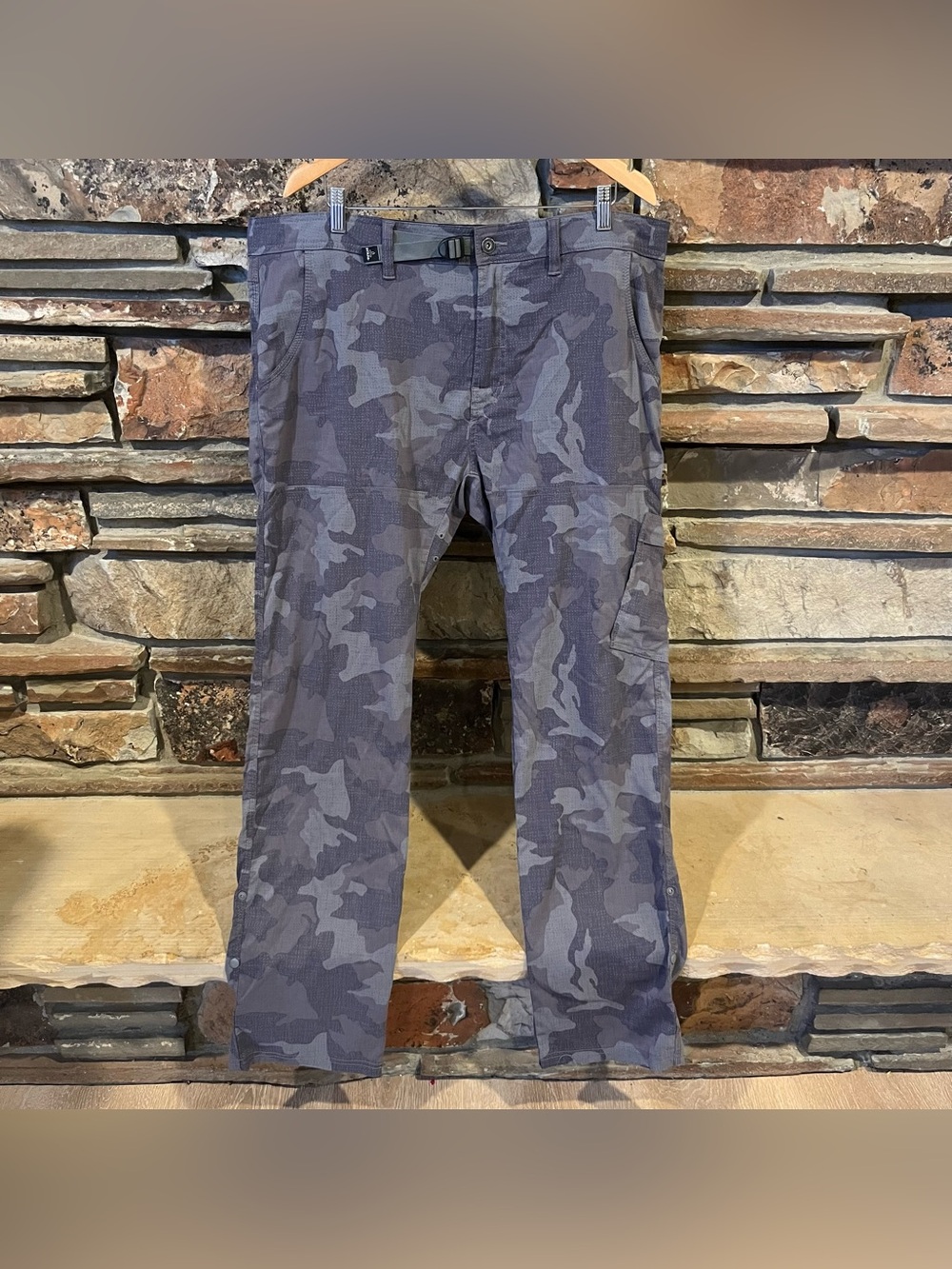 Prana Stretch Zion Gravel Gray Camouflage Outdoor Pants